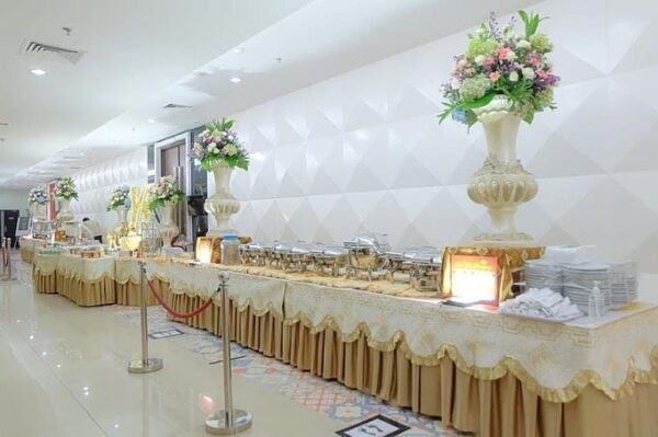 Paket Wedding di Hotel Santika Pandigiling Surabaya - Gambar 2