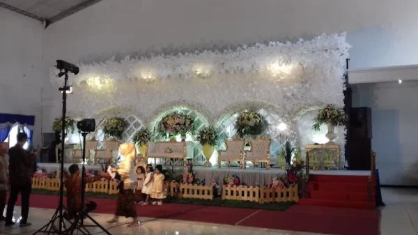 Paket Wedding di Graha Al Akbar Bangkalan Madura - Gambar 2