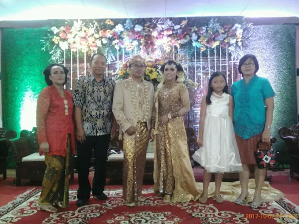Paket Wedding di Gereja Pasundan Jatinegara Jakarta Timur